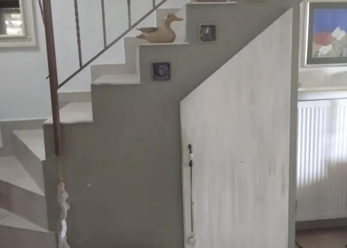 Nyaraló Vasiliki's *