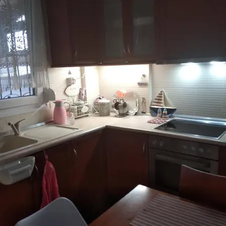 Vasiliki's 펜션 Kalyves Polygyrou